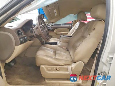 Zdjęcie 7 z 12 samochodu: 2011 GMC YUKON XL K1500 SLT VIN:1GKS2KE38BR224900 - miniatura