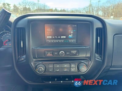 Zdjęcie 9 z 12 samochodu: 2017 CHEVROLET SILVERADO K1500 CUSTOM VIN:1GCVKPEC4HZ133590 - miniatura