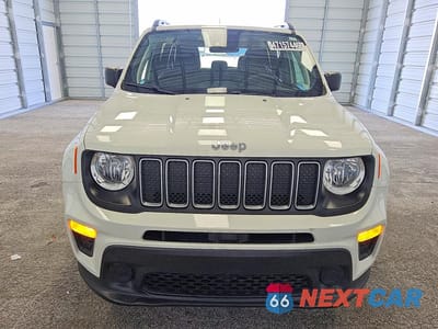 Piąte zdjęcie samochodu w środku: 2022 JEEP RENEGADE SPORT VIN:ZACNJDA11NPP00500 - miniatura