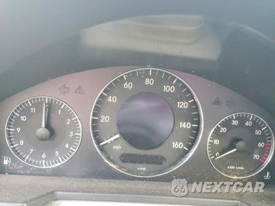 Zdjęcie 9 z 11 samochodu: 2003 MERCEDES-BENZ E 320 VIN:WDBUF65J83A172665 - miniatura