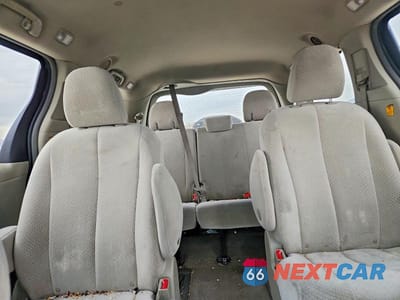 Zdjęcie 10 z 13 samochodu: 2011 TOYOTA SIENNA LE 7-PASSENGER VIN:5TDJK3DC8BS019481 - miniatura