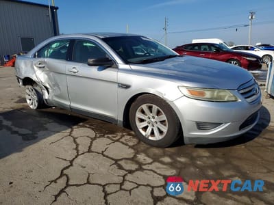 Czwarte zdjęcie samochodu z boku: 2011 FORD TAURUS SE VIN:1FAHP2DW5BG130381 - miniatura