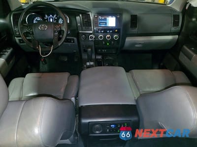 Zdjęcie 8 z 14 samochodu: 2020 TOYOTA SEQUOIA SR5 VIN:5TDBY5G14LS180517 - miniatura