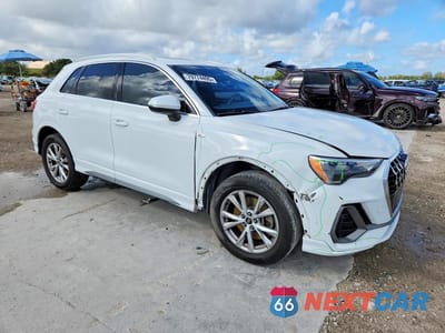 Czwarte zdjęcie samochodu z boku: 2021 AUDI Q3 VIN:WA1DECF39M1046202 - miniatura