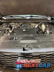 Zdjęcie 7 z 10 samochodu: 2015 GMC YUKON SLT VIN:1GKS2BKC1FR144526 - miniatura