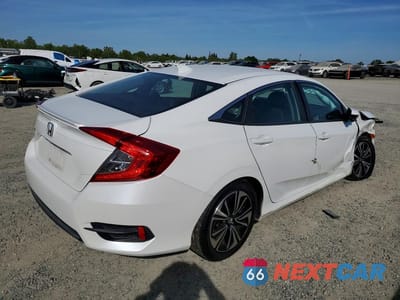 Trzecie zdjęcie samochodu z tyłu: 2017 HONDA CIVIC EX VIN:2HGFC1F89HH636719 - miniatura