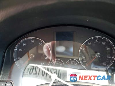 Zdjęcie 9 z 11 samochodu: 2005 VOLKSWAGEN NEW JETTA 2.5L OPTION PACKAGE 1 VIN:3VWSF71K85M611315 - miniatura