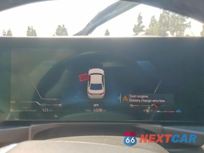 Zdjęcie 9 z 12 samochodu: 2023 BMW 330I VIN:3MW69FF02P8D30794 - miniatura