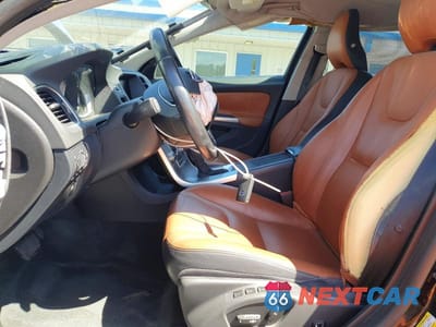 Zdjęcie 7 z 11 samochodu: 2017 VOLVO S60 PREMIER VIN:LYV402HK4HB150890 - miniatura