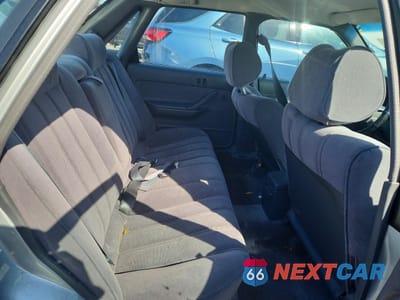 Zdjęcie 10 z 12 samochodu: 1991 TOYOTA CAMRY DELUXE VIN:4T1SV21E0MU406533 - miniatura