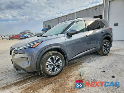 2021 NISSAN ROGUE SV 5N1AT3BB2MC740158 - główne zdjęcie licytacji z USA - miniatura