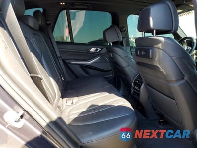 Zdjęcie 11 z 14 samochodu: 2019 BMW X5 XDRIVE50I VIN:5UXJU2C51KLN66955 - miniatura