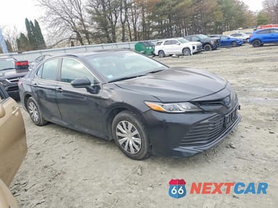 Czwarte zdjęcie samochodu z boku: 2018 TOYOTA CAMRY HYBRID LE VIN:4T1B31HK5JU503198 - miniatura