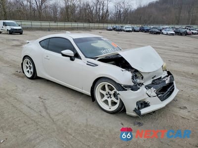 Czwarte zdjęcie samochodu z boku: 2016 SUBARU BRZ 2.0 LIMITED VIN:JF1ZCAC10G9603227 - miniatura