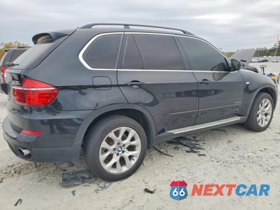 Trzecie zdjęcie samochodu z tyłu: 2013 BMW X5 XDRIVE35I VIN:5UXZV4C55D0E03471 - miniatura