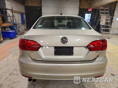 Zdjęcie 6 z 11 samochodu: 2014 VOLKSWAGEN JETTA SE VIN:3VWD17AJ3EM214660 - miniatura