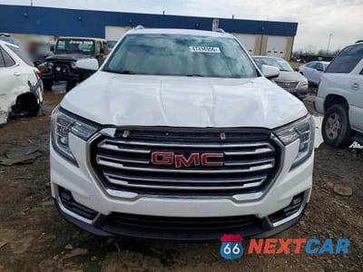 Piąte zdjęcie samochodu w środku: 2022 GMC TERRAIN SLT VIN:3GKALVEV2NL111290 - miniatura