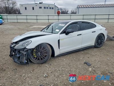 2018 PORSCHE PANAMERA 4 E-HYBRID WP0AE2A71JL129961 - główne zdjęcie licytacji z USA - miniatura