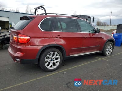 Trzecie zdjęcie samochodu z tyłu: 2013 BMW X5 XDRIVE35I VIN:5UXZV4C59D0E01187 - miniatura