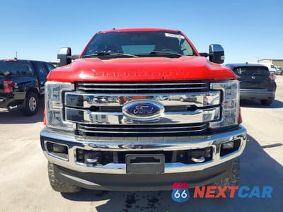 Piąte zdjęcie samochodu w środku: 2019 FORD F250 SUPER DUTY VIN:1FT7W2BT4KEC21204 - miniatura