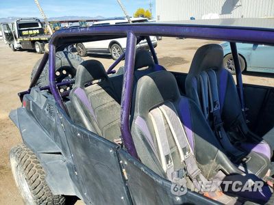 Zdjęcie 9 z 10 samochodu: 2013 POLARIS RZR UTILITY VEHICLE VIN:4XAXT9EA8DF680428 - miniatura