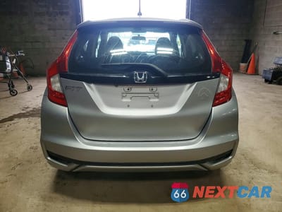 Zdjęcie 6 z 12 samochodu: 2019 HONDA FIT LX VIN:3HGGK5H45KM738715 - miniatura