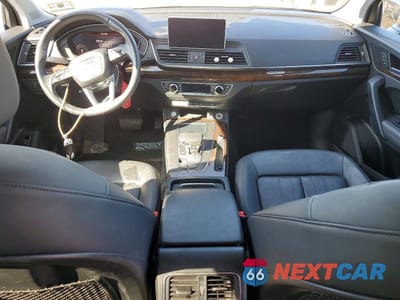 Zdjęcie 8 z 12 samochodu: 2019 AUDI Q5 VIN:WA1BNAFY6K2136681 - miniatura