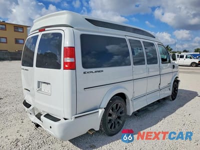 Trzecie zdjęcie samochodu z tyłu: 2022 CHEVROLET EXPRESS G2500 VIN:1GCWGAF77N1280629 - miniatura