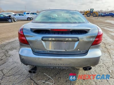 Zdjęcie 6 z 11 samochodu: 2004 PONTIAC GRAND PRIX GTP VIN:2G2WR544241367992 - miniatura