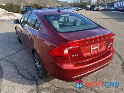 Trzecie zdjęcie samochodu z tyłu: 2017 VOLVO S60 PREMIER VIN:LYV402TK5HB130316 - miniatura