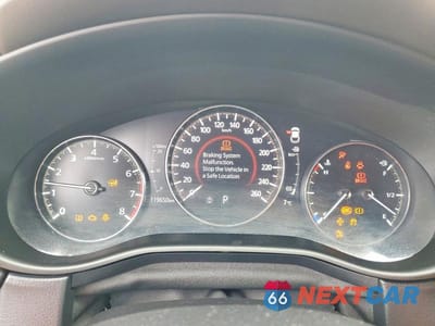 Zdjęcie 9 z 13 samochodu: 2021 MAZDA CX-30 PREMIUM VIN:3MVDMBDLXMM206918 - miniatura