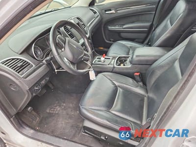 Zdjęcie 7 z 13 samochodu: 2016 CHRYSLER 300 LIMITED VIN:2C3CCARG3GH182524 - miniatura