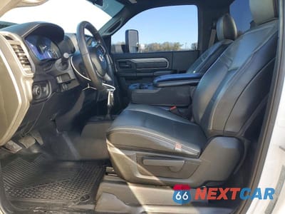 Zdjęcie 7 z 12 samochodu: 2021 RAM 3500 TRADESMAN VIN:3C63RRAL4MG537141 - miniatura