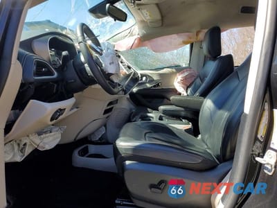 Zdjęcie 7 z 12 samochodu: 2023 CHRYSLER PACIFICA HYBRID TOURING L VIN:2C4RC1L72PR632222 - miniatura