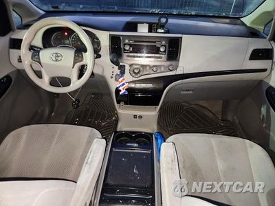 Zdjęcie 8 z 14 samochodu: 2012 TOYOTA SIENNA LE 8-PASSENGER VIN:5TDKK3DC7CS197226 - miniatura