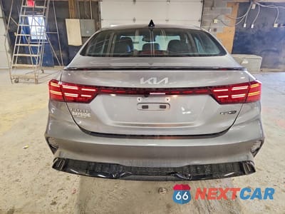 Zdjęcie 6 z 12 samochodu: 2023 KIA FORTE GT-LINE VIN:3KPF54AD8PE586694 - miniatura