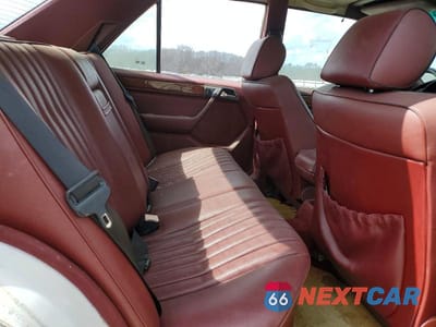 Zdjęcie 10 z 11 samochodu: 1991 MERCEDES-BENZ 300 E 2.6 VIN:WDBEA26D2MB302620 - miniatura