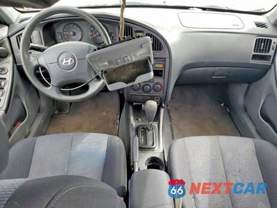 Zdjęcie 8 z 12 samochodu: 2006 HYUNDAI ELANTRA GLS VIN:KMHDN56D66U190331 - miniatura