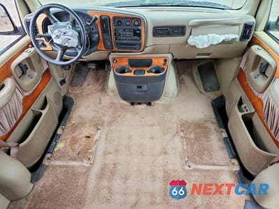 Zdjęcie 8 z 13 samochodu: 1999 CHEVROLET EXPRESS G1500 VIN:1GBFG15R0X1030952 - miniatura