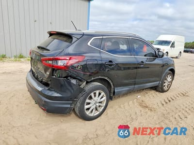 Trzecie zdjęcie samochodu z tyłu: 2020 NISSAN ROGUE SPORT SV VIN:JN1BJ1CV5LW547210 - miniatura