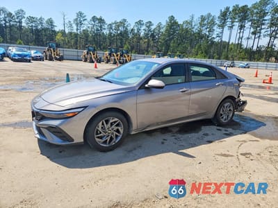 2024 HYUNDAI ELANTRA SEL KMHLM4DG2RU664625 - główne zdjęcie licytacji z USA - miniatura
