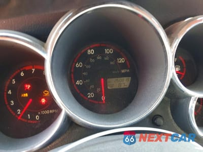 Zdjęcie 9 z 12 samochodu: 2004 TOYOTA MATRIX XR VIN:2T1KR32E44C306381 - miniatura