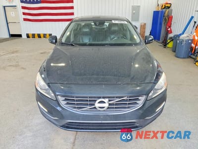 Piąte zdjęcie samochodu w środku: 2014 VOLVO S60 T5 VIN:YV1612FS7E1292964 - miniatura