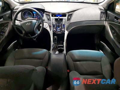 Zdjęcie 8 z 11 samochodu: 2013 HYUNDAI SONATA HYBRID BASE VIN:KMHEC4A46DA079059 - miniatura