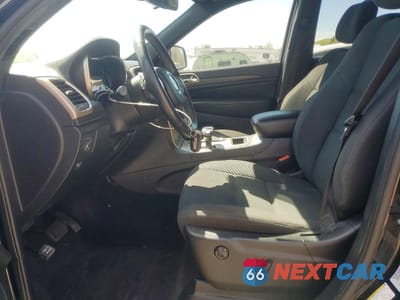 Zdjęcie 7 z 13 samochodu: 2015 JEEP GRAND CHEROKEE LAREDO VIN:1C4RJEAG7FC230932 - miniatura