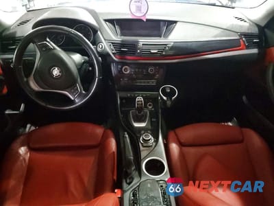 Zdjęcie 8 z 13 samochodu: 2015 BMW X1 XDRIVE28I VIN:WBAVL1C57FVY29229 - miniatura