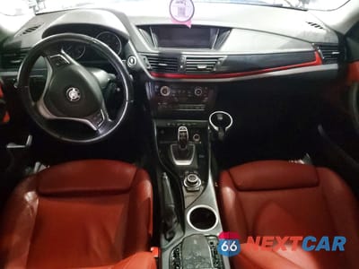 Zdjęcie 8 z 13 samochodu: 2015 BMW X1 XDRIVE28I VIN:WBAVL1C57FVY29229 - miniatura