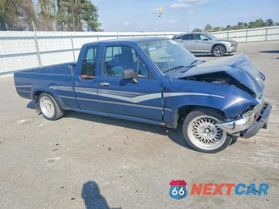 Czwarte zdjęcie samochodu z boku: 1990 TOYOTA PICKUP DELUXE VIN:JT4VN93DXL5016269 - miniatura