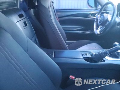 Zdjęcie 10 z 12 samochodu: 2016 MAZDA MX-5 MIATA CLUB VIN:JM1NDAC77G0101667 - miniatura