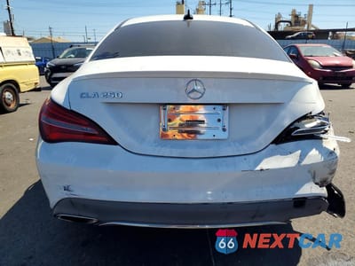 Zdjęcie 6 z 12 samochodu: 2019 MERCEDES-BENZ CLA 250 VIN:WDDSJ4EB0KN745754 - miniatura